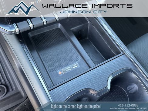 Used 2024 GMC Acadia AT4 w/ Super Cruise Package image 29