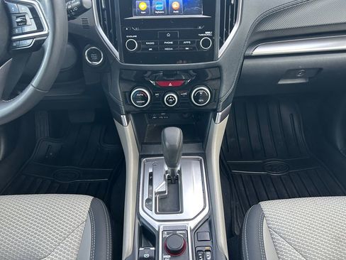 Used 2023 Subaru Forester Premium image 15