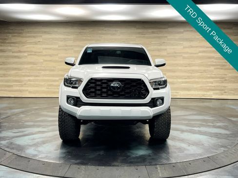 Used 2023 Toyota Tacoma TRD Sport AWD/4WD image 5