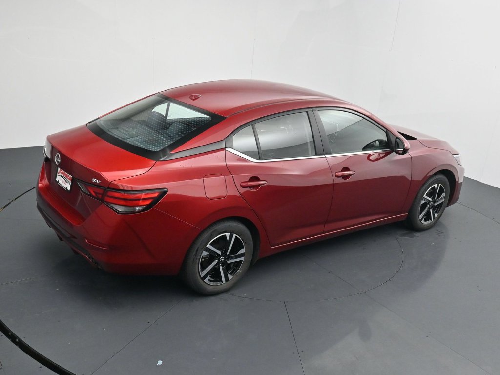 Used 2024 Nissan Sentra SV FWD image 30