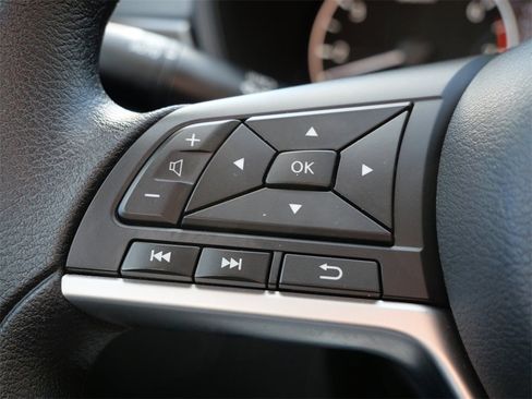 Used 2023 Nissan Altima 2.5 SV image 25