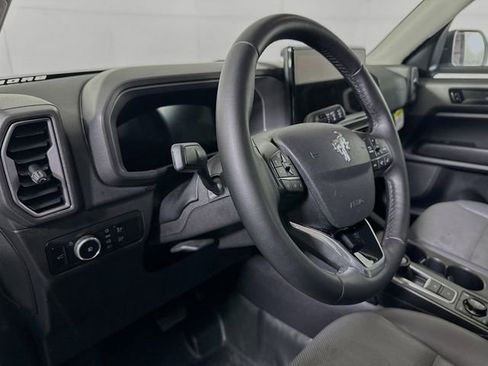 Used 2025 Ford Bronco Sport Badlands AWD/4WD image 9