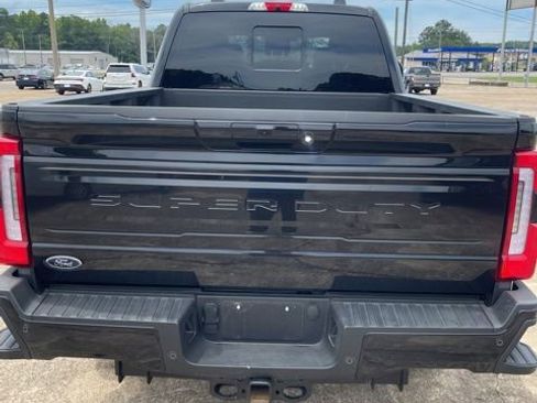 Used 2026 Ford F250 Platinum w/ FX4 Off-Road Package AWD/4WD image 6