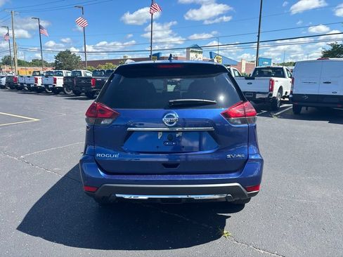 Used 2020 Nissan Rogue SV AWD/4WD image 6
