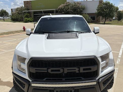 Used 2019 Ford F150 Raptor w/ Equipment Group 802A Luxury AWD/4WD image 11
