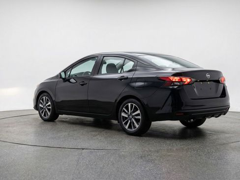 Used 2025 Nissan Versa SV FWD image 6