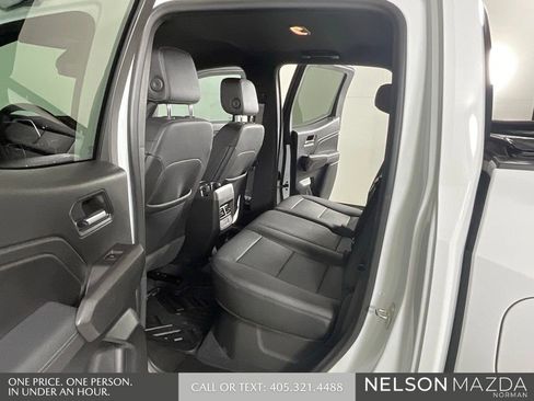 Used 2023 GMC Canyon Elevation w/ Elevation Premium Package image 12