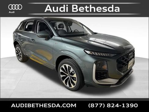 New 2026 Audi Q3 quattro 2.0T AWD/4WD image 1