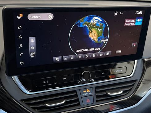 Used 2023 Nissan Altima 2.0 SR image 18