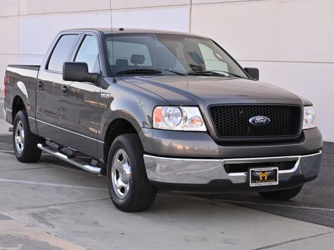 Used 2006 Ford F150 XLT image 8