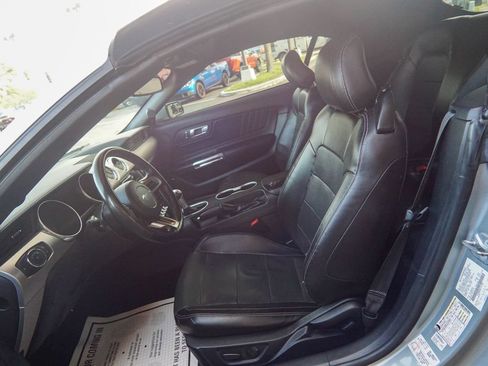 Used 2020 Ford Mustang Premium RWD image 12
