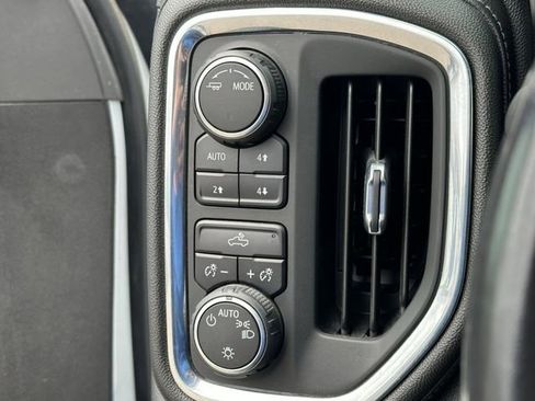 Used 2021 Chevrolet Silverado 1500 LT AWD/4WD image 25