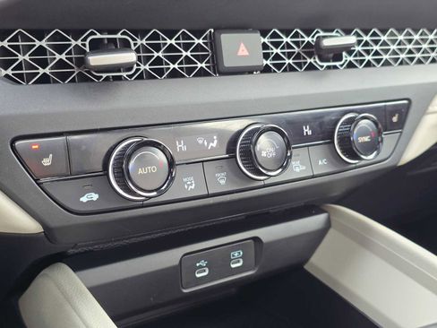 Certified 2024 Honda Accord EX image 31