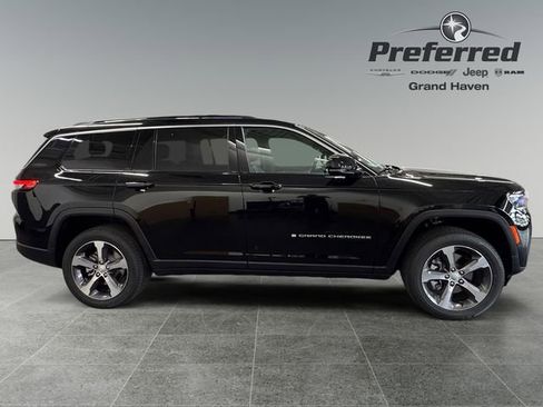 New 2026 Jeep Grand Cherokee L Limited AWD/4WD image 8