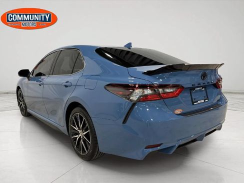 Used 2023 Toyota Camry SE w/ Blackout Package (TMS) AWD/4WD image 5