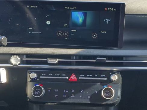 Certified 2025 Hyundai Tucson SEL image 16