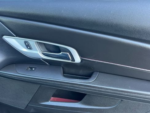 Used 2016 GMC Terrain SLE image 18