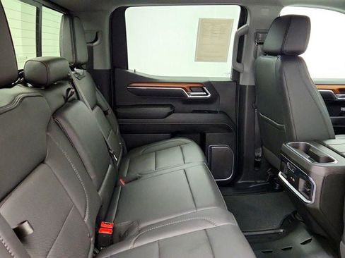 Used 2023 GMC Sierra 1500 Denali AWD/4WD image 24