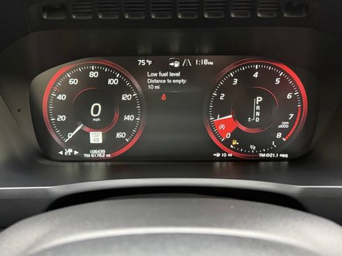 Used 2016 Volvo XC90 T6 Momentum w/ Momentum Plus Package AWD/4WD image 26