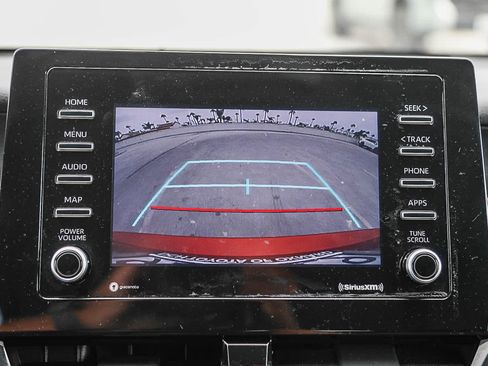 Used 2021 Toyota Camry SE FWD image 23