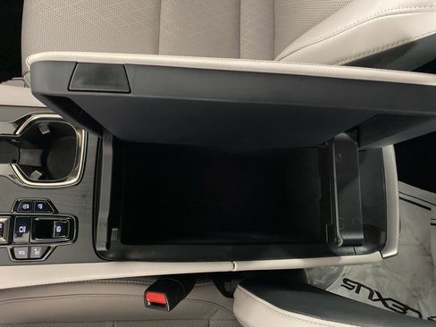 Used 2024 Lexus RX 350 Premium Plus w/ Convenience Package image 9