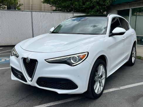 Used 2021 Alfa Romeo Stelvio Ti w/ Active Assist 2 Package TI AWD/4WD image 3