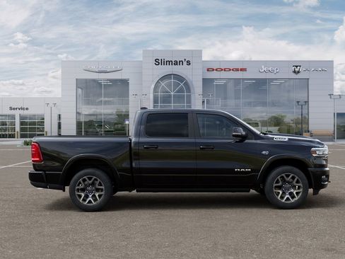 New 2026 RAM 1500 Laramie AWD/4WD image 22