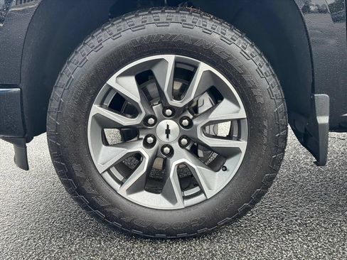 Used 2025 Chevrolet Silverado 1500 RST AWD/4WD image 9