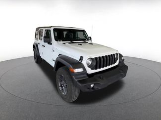 Used 2025 Jeep Wrangler Sport S video 2