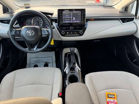 Used 2021 Toyota Corolla LE w/ Carpet Mat Package (TMS) image 14