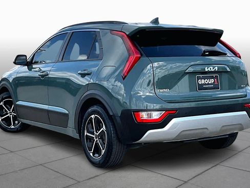 Used 2023 Kia Niro EX FWD image 21