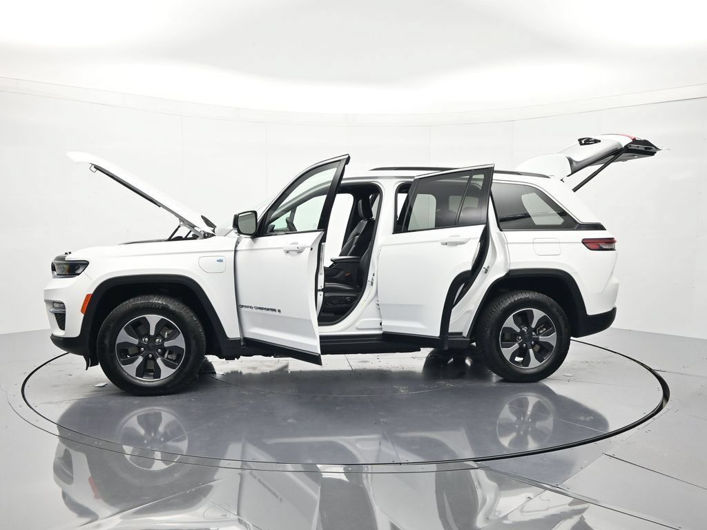 Used 2024 Jeep Grand Cherokee Limited 4xe AWD/4WD image 49