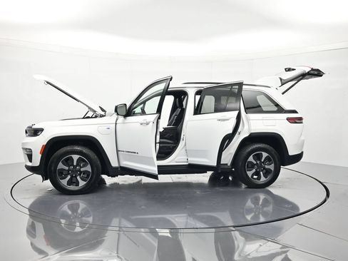 Used 2024 Jeep Grand Cherokee Limited 4xe AWD/4WD image 49