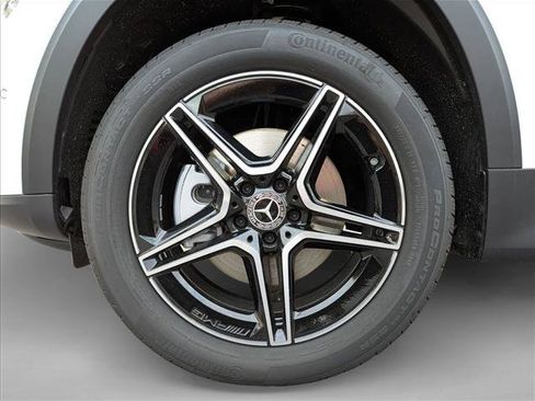 Used 2026 Mercedes-Benz GLB 250 image 10