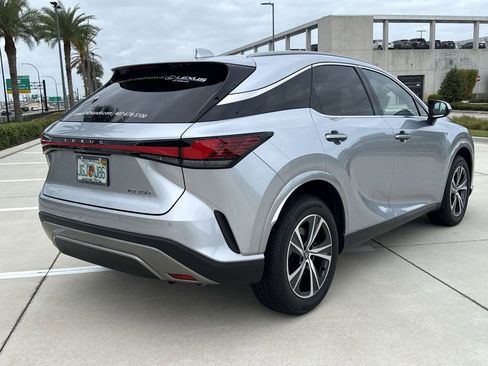 Used 2025 Lexus RX 350 Premium FWD image 11