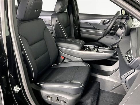 New 2026 Buick Enclave Sport Touring w/ Power Package image 11