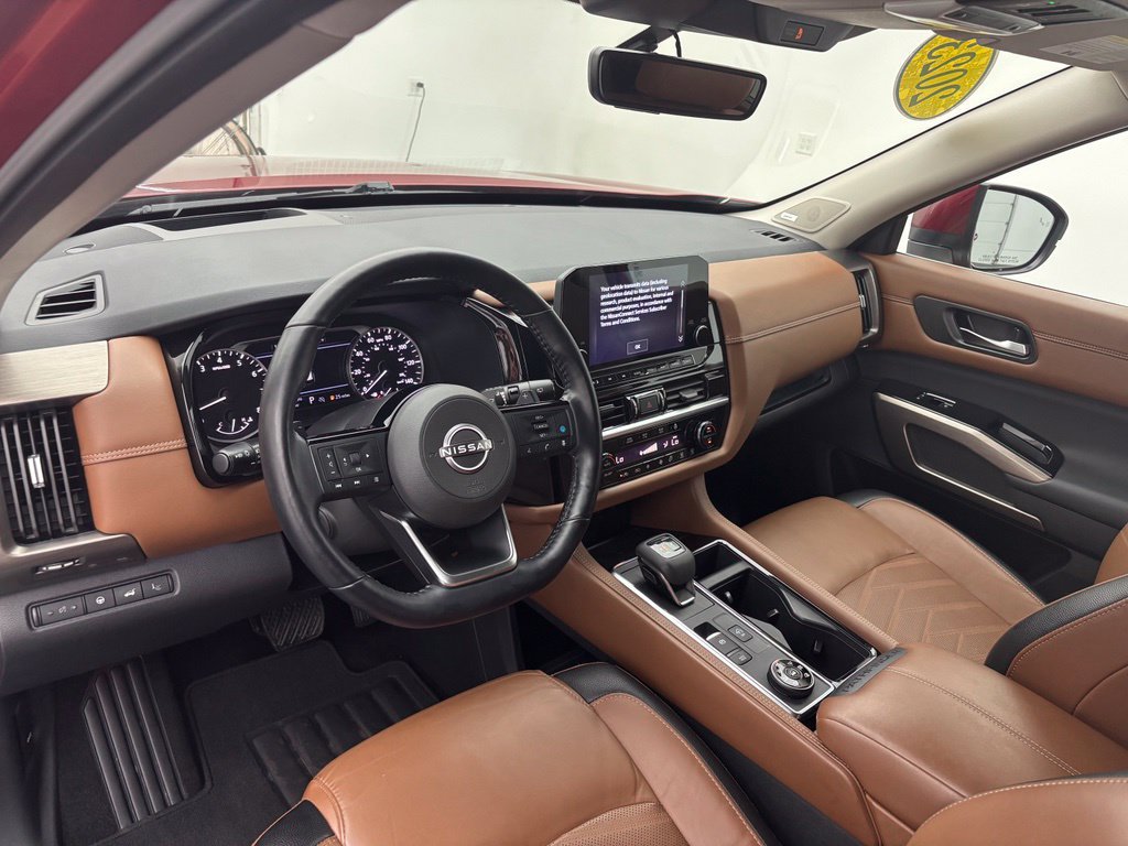 Used 2023 Nissan Pathfinder Platinum AWD/4WD image 20