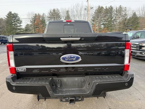 Used 2019 Ford F250 Lariat image 12