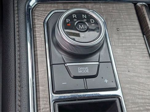 Used 2021 Ford Expedition Limited image 22