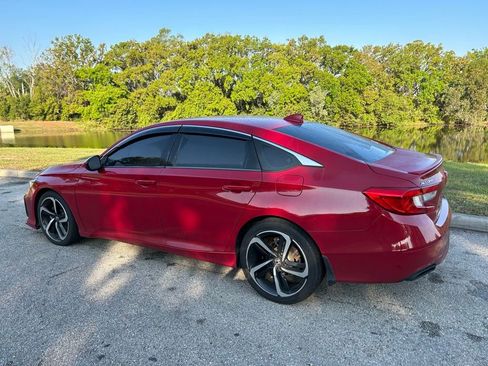 Used 2018 Honda Accord Sport image 3