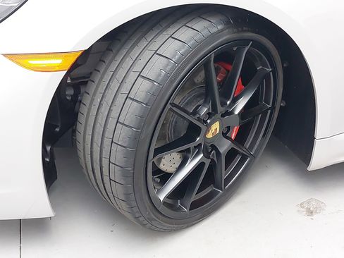Certified 2025 Porsche 718 Boxster GTS RWD image 29