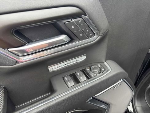 Used 2025 GMC Sierra 1500 Denali w/ Denali Reserve Package image 10