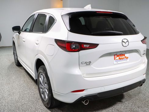 Used 2024 MAZDA CX-5 AWD image 9