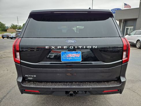 New 2026 Ford Expedition Active RWD image 10