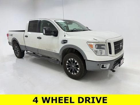 Used 2019 Nissan Titan PRO-4X w/ Pro-4x Convenience Package AWD/4WD image 1