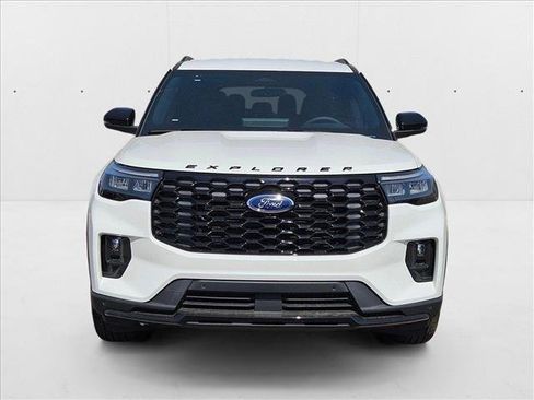New 2025 Ford Explorer ST-Line image 5