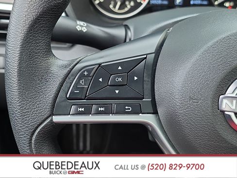 Used 2025 Nissan Altima 2.5 SV FWD image 15