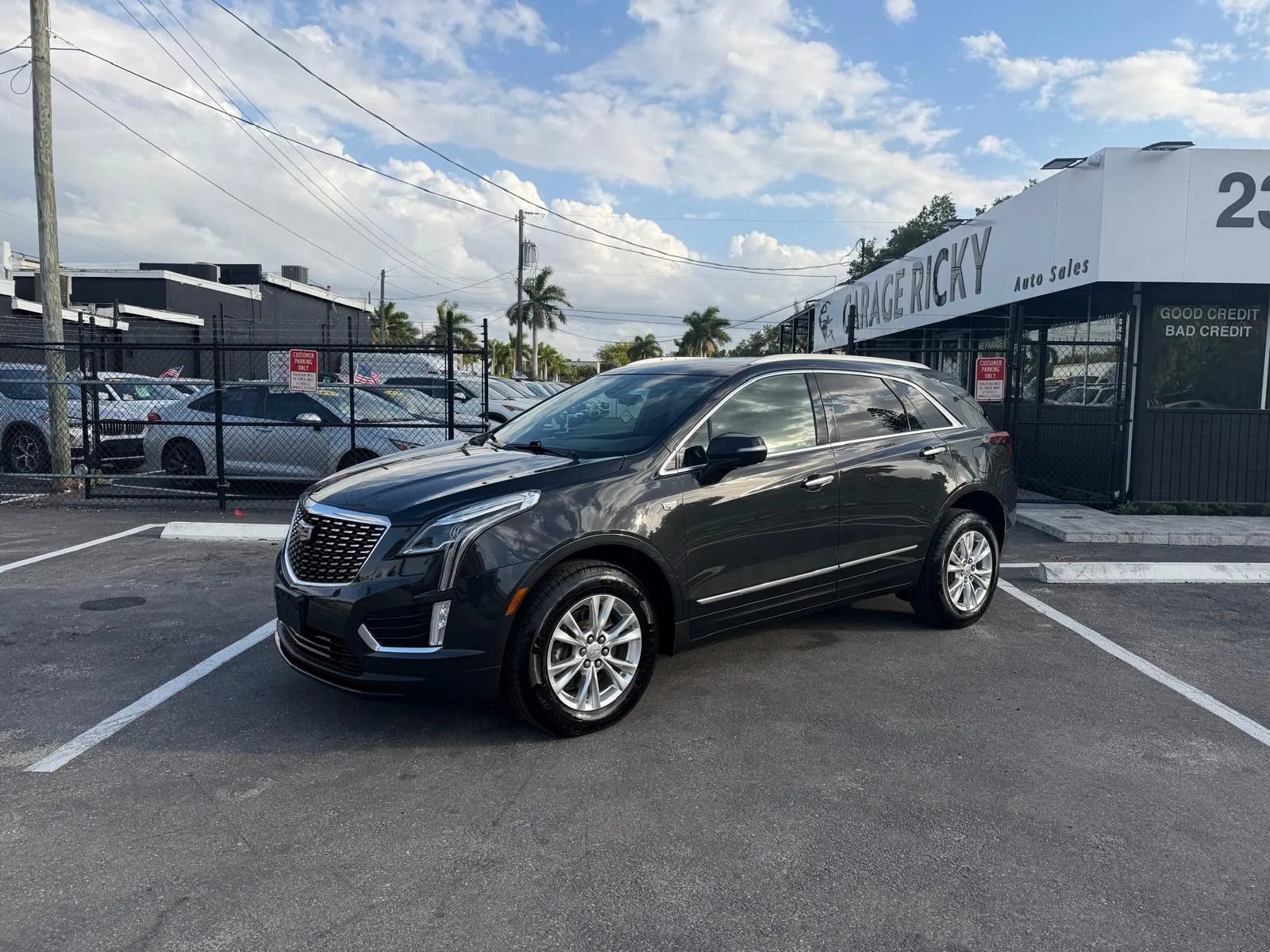Used 2020 Cadillac XT5 Luxury FWD image 1