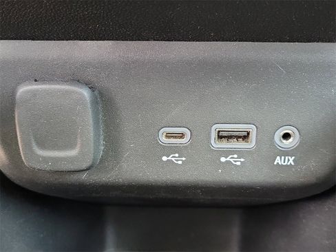 Used 2023 Chevrolet TrailBlazer LT image 27