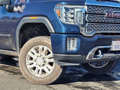 Used 2023 GMC Sierra 3500 Denali w/ Denali Ultimate Package image 3